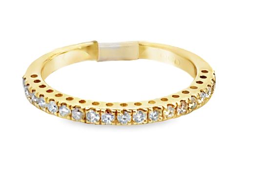 14Y 0.29ctw Shared Prong Diamond Band sz 6.5