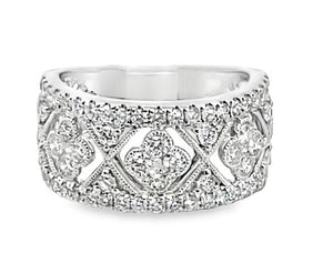 18KW Quatrefoil Diamond Cigar Band sz 6