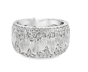 18KW Distressed Diamond Cigar Band sz 6