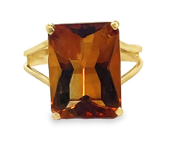 18Y Modified Emerald Cut Citrine Ring with Split Shank sz 7.5