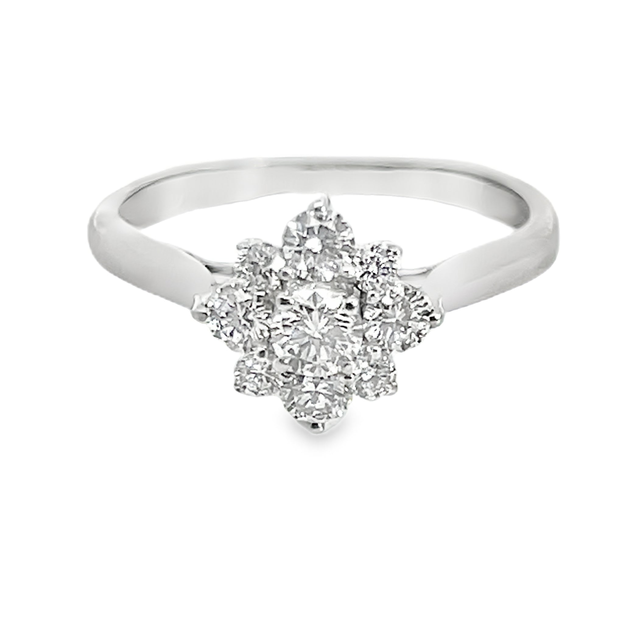 14W .75ctw 9 Stone Flower Shaped Lab Grown Diamond Ring sz 7