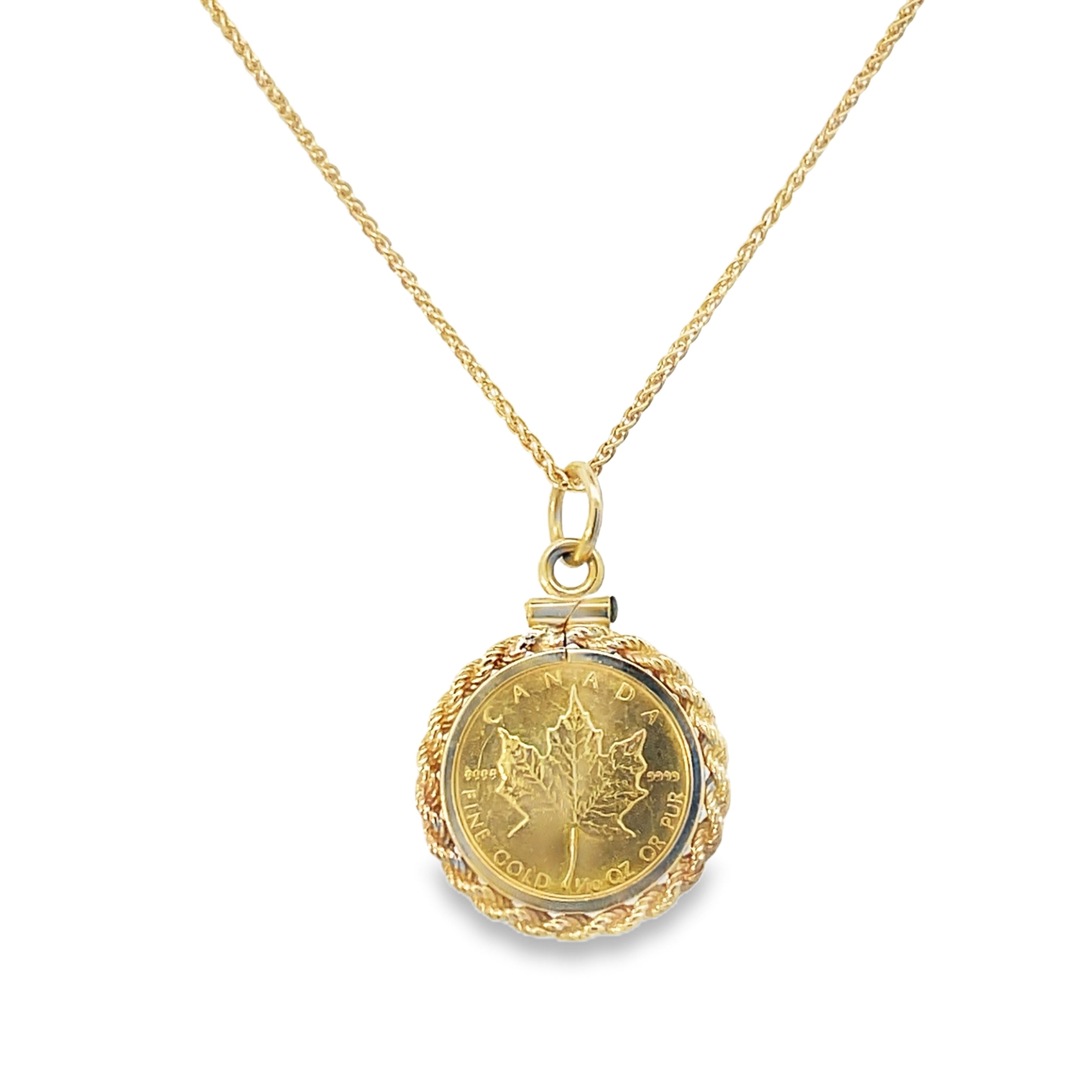 14/24Y 1/10oz Canada Leaf with Rope Frame Pendent on 1.3mm Chain 18"