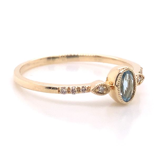 14Y Oval Aqua and Diamond Dainty Stacking Ring sz 7