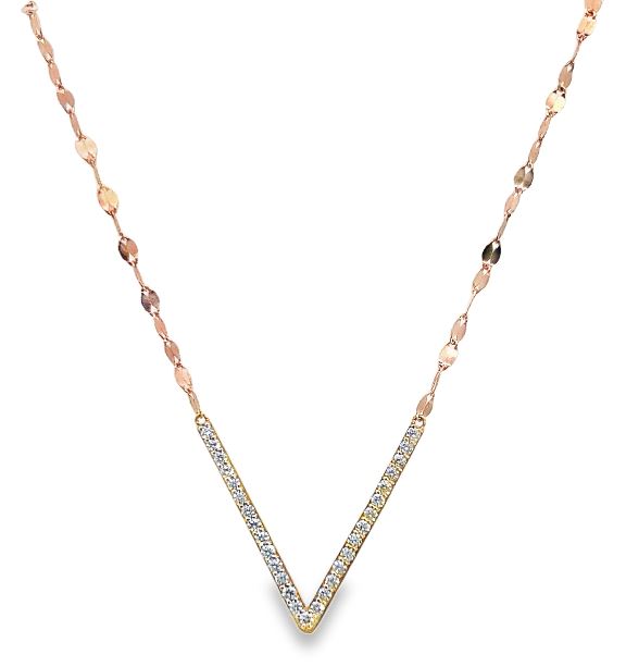 14R Round .44cts Diamond "V" Necklace w/16" Flat Oval Chain