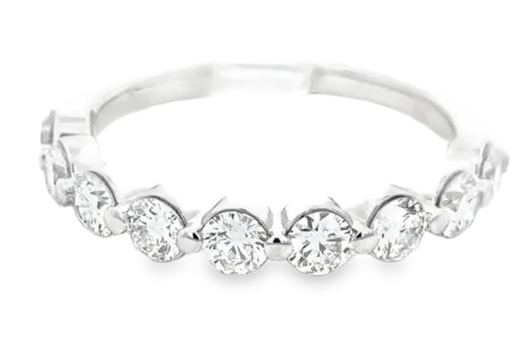 14W 9 Rd Lab Grown Diamond Single Shared Prong Band Size 7