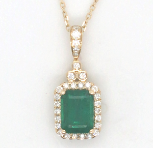 14Y E/C Emerald and Rd Diamond Halo Pendant/Pendant Only  E=1.56cts D=.26ctw