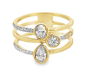 14Y .90ctw Pear, Oval, and Round Focal Diamond Ring with Pave Accents sz 7