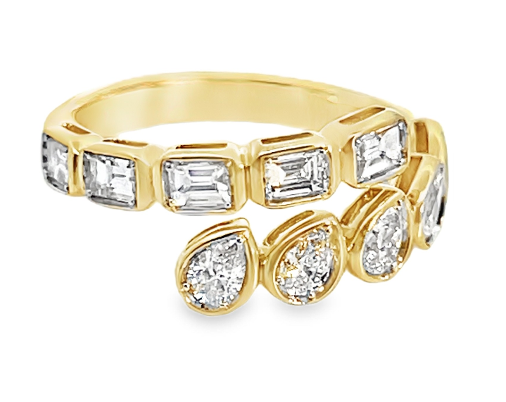 14Y 1.17ctw 5 Pear and 5 Emerald Cut Diamond Bypass Style Ring sz 7.5