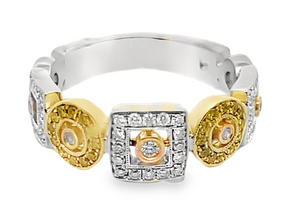 18TT Sqaure and Round White/Pink/Yellow Diamond Ring sz 6