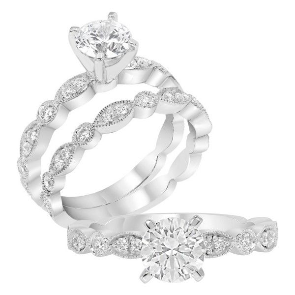 diamond engagement ring